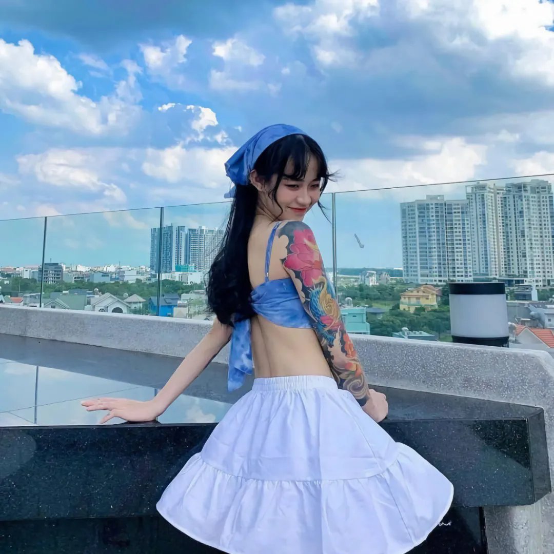 黄色眼泪